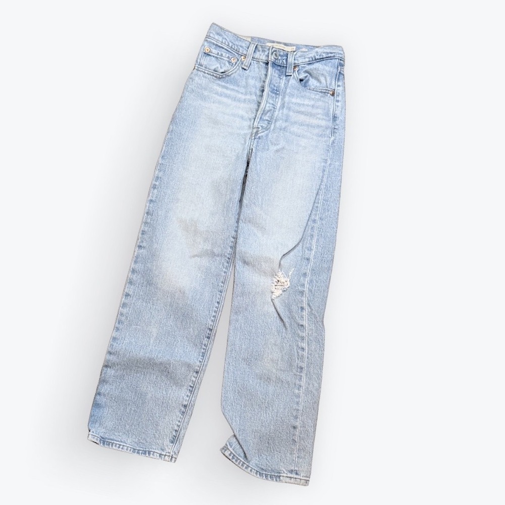 Levi's 501 High Waisted Light Wash Distressed Denim Jeans Women's Size‎ 27